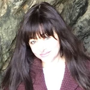 Meet your Posher, Aliza